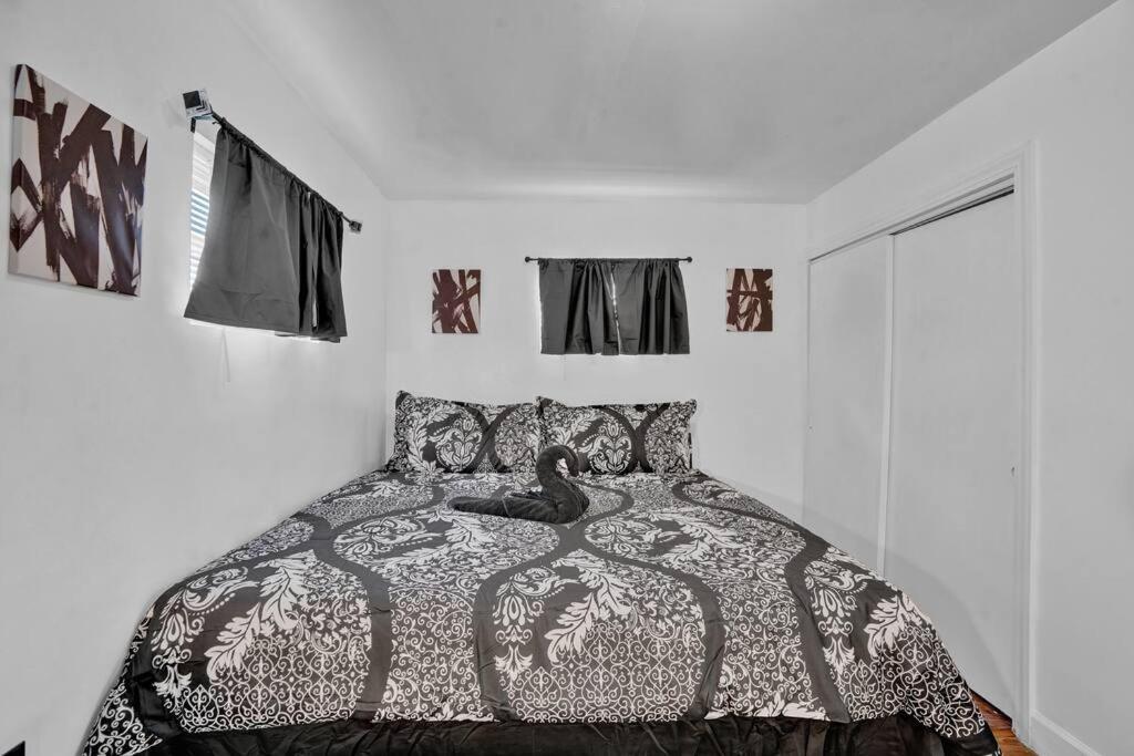 Around The Corner To Ppl Center! With Secured Parking 1st Floor Unit Allentown